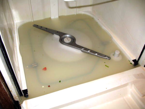 Посудомоечная машина не сливает воду | Вызов стирального мастера на дом в Одинцово